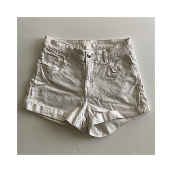H and M White Shorts size 4 - Picture 1 of 4